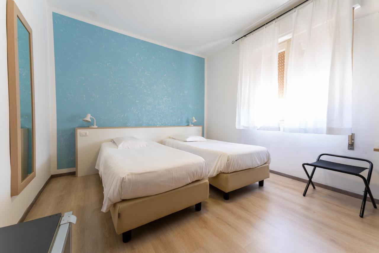 Hotel Benaco Mavras Πεσκιέρα ντελ Γκάρντα Εξωτερικό φωτογραφία