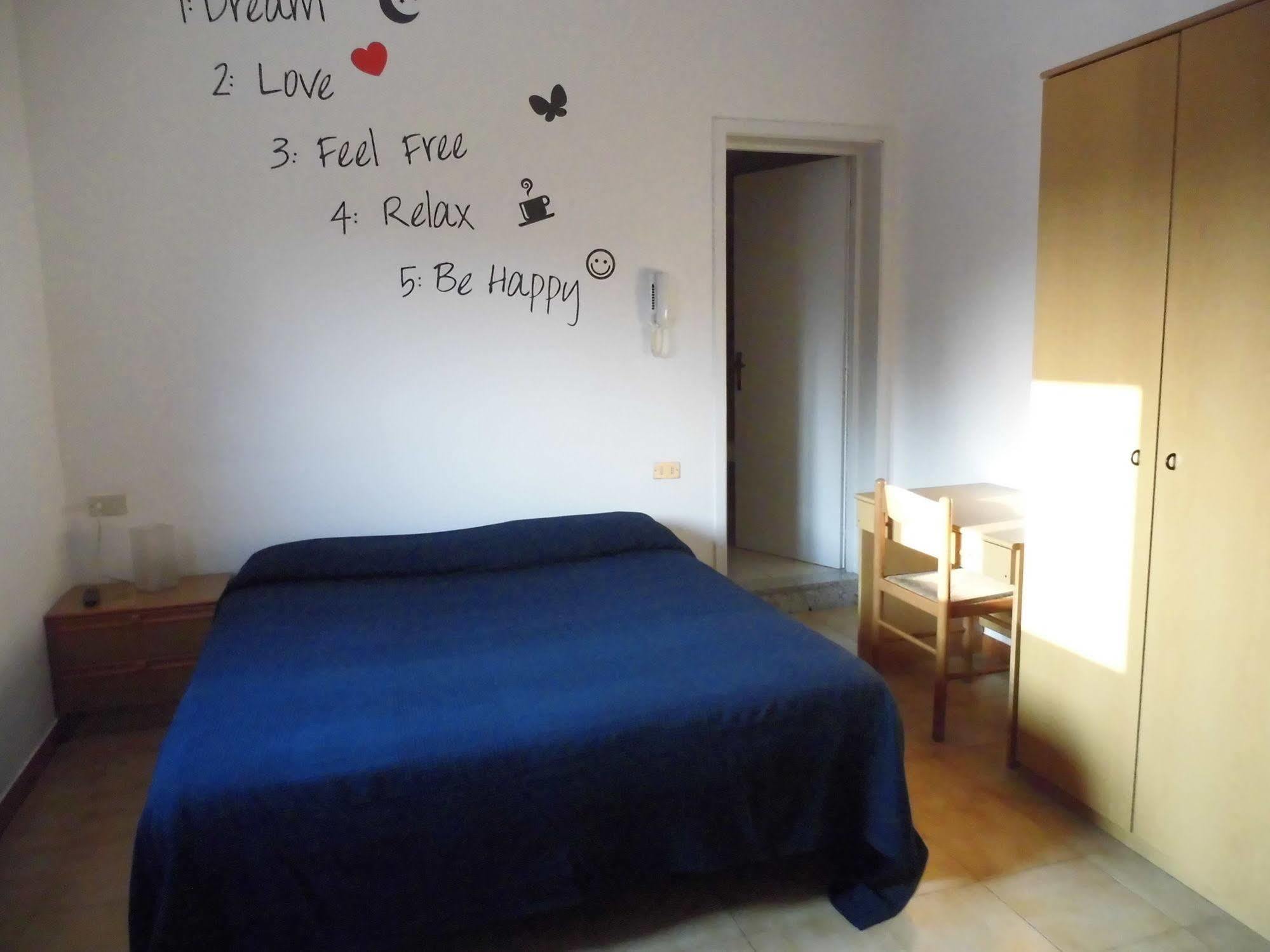 Hotel Benaco Mavras Πεσκιέρα ντελ Γκάρντα Εξωτερικό φωτογραφία